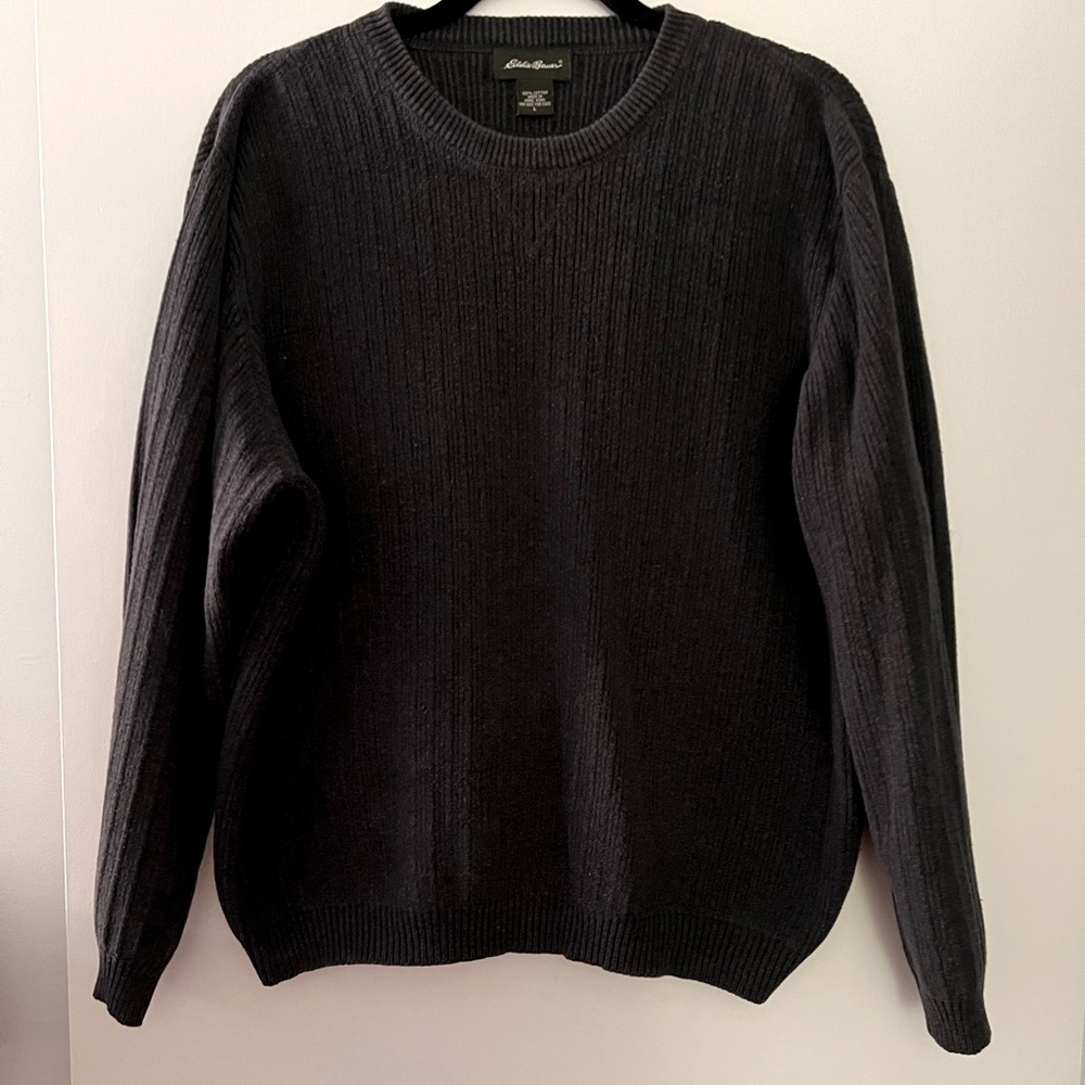 Eddie Bauer men’s crewneck sweater